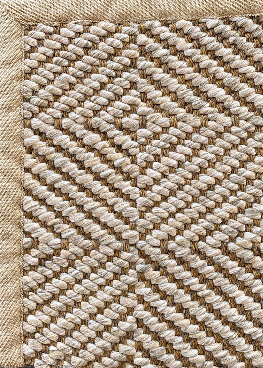 Broadloom Lex Honeyball